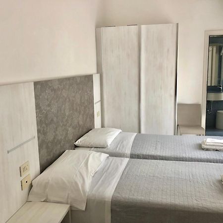 Hotel Villa Lieta Rimini Esterno foto