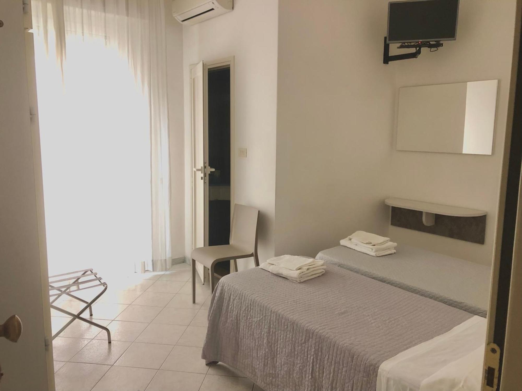 Hotel Villa Lieta Rimini Esterno foto