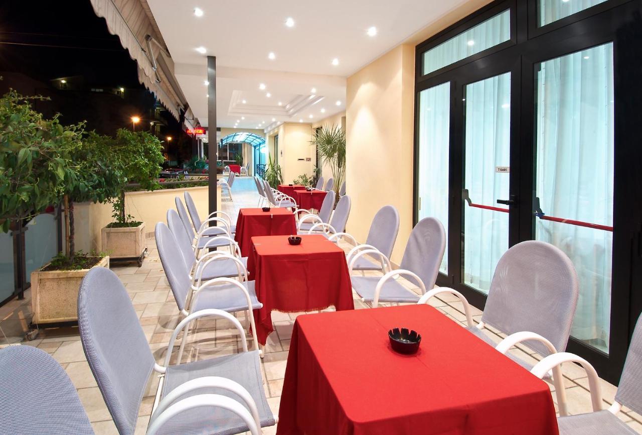 Hotel Villa Lieta Rimini Esterno foto