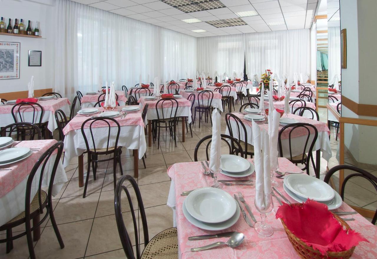 Hotel Villa Lieta Rimini Esterno foto