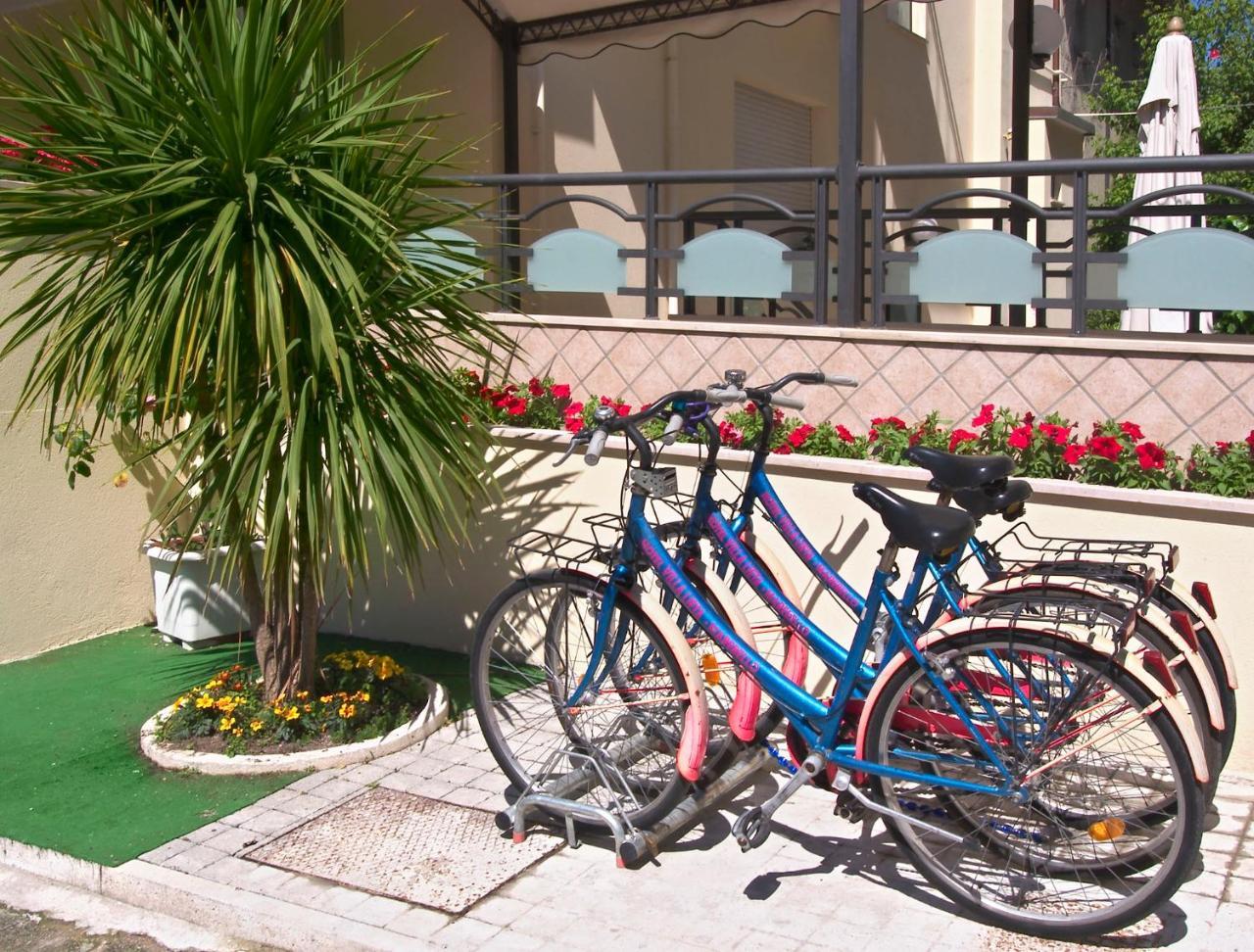 Hotel Villa Lieta Rimini Esterno foto