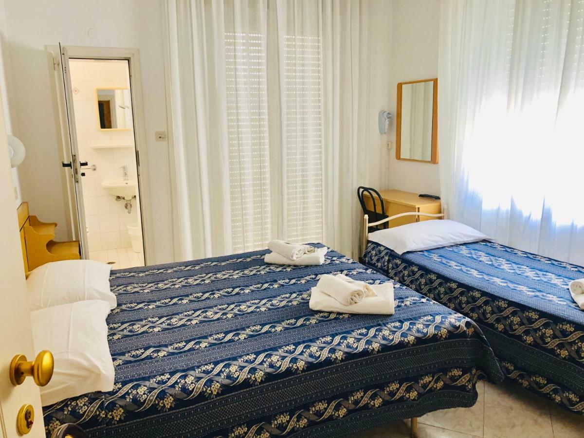 Hotel Villa Lieta Rimini Esterno foto
