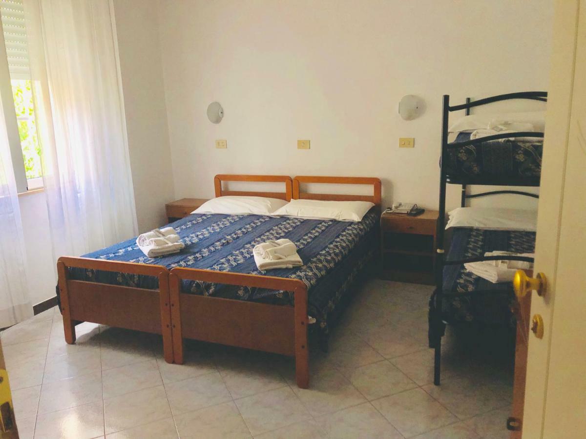 Hotel Villa Lieta Rimini Esterno foto
