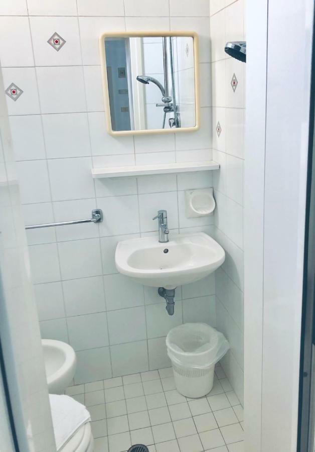 Hotel Villa Lieta Rimini Esterno foto