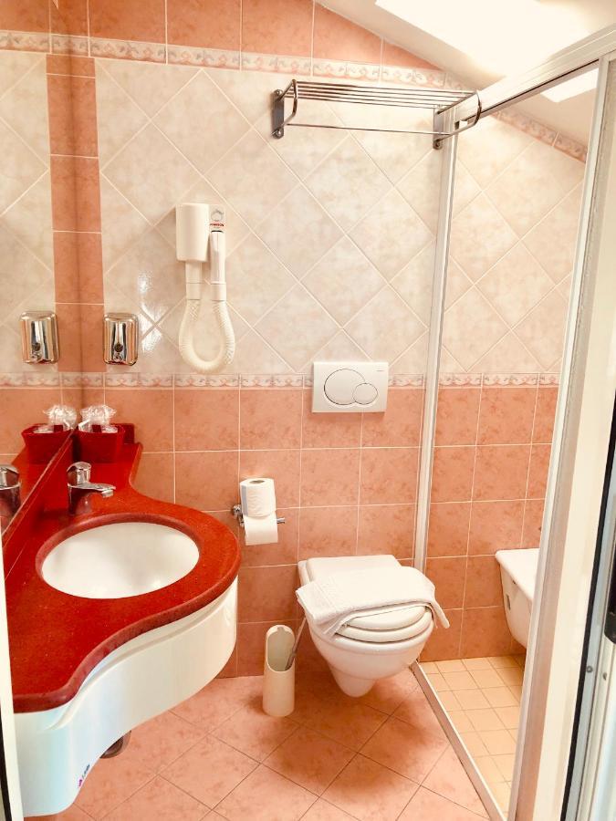 Hotel Villa Lieta Rimini Esterno foto